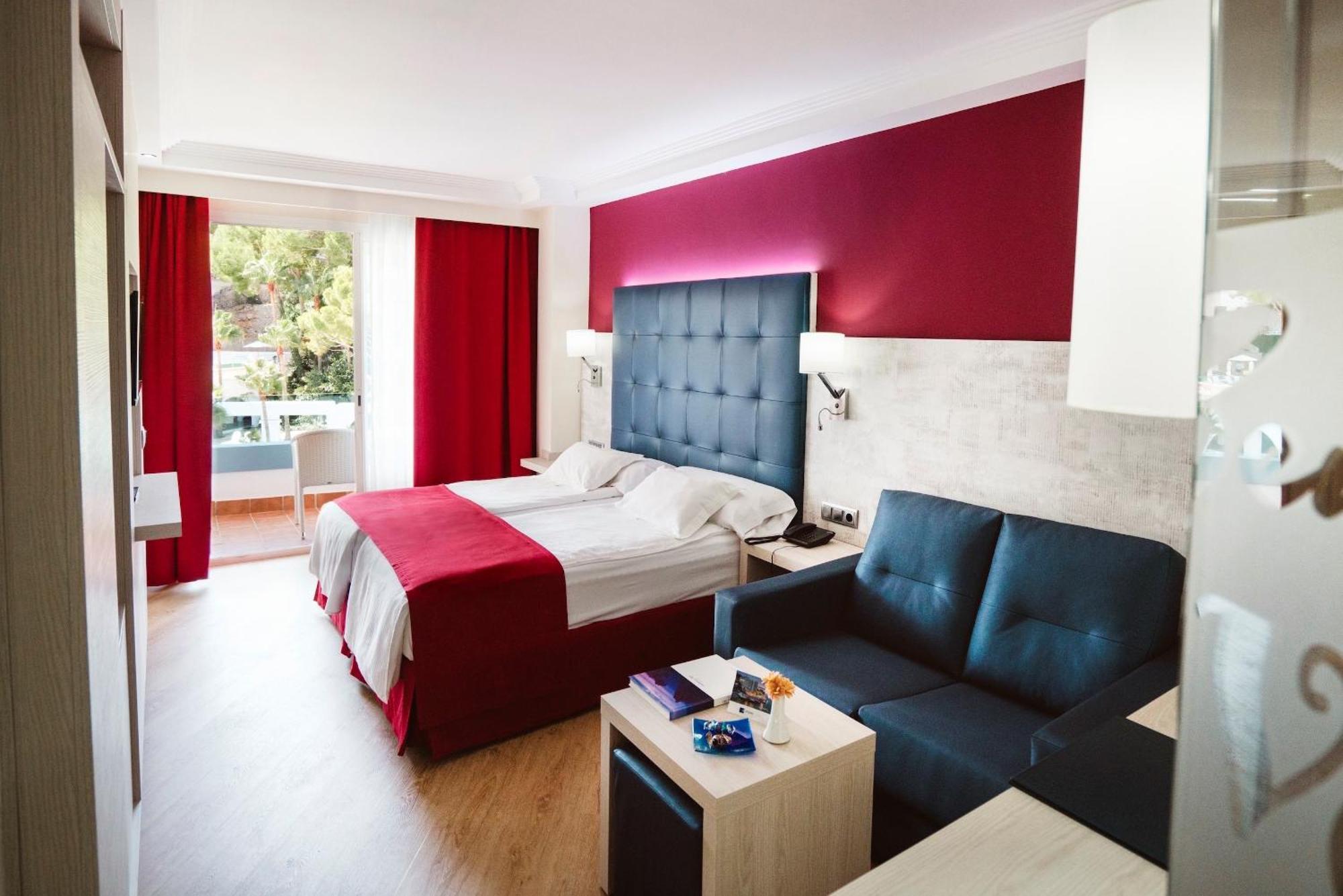 Superior Single Room