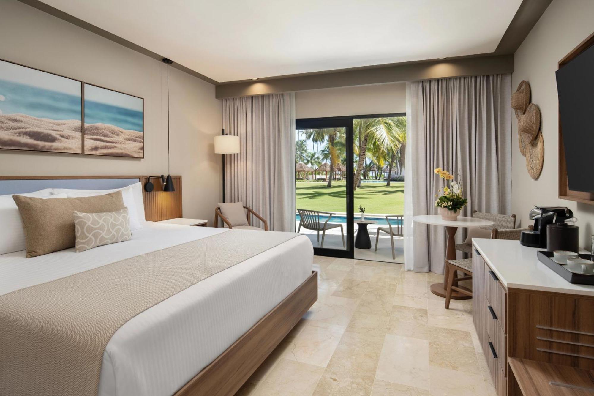 Vantage Club Suite Ocean View Swim Out King
