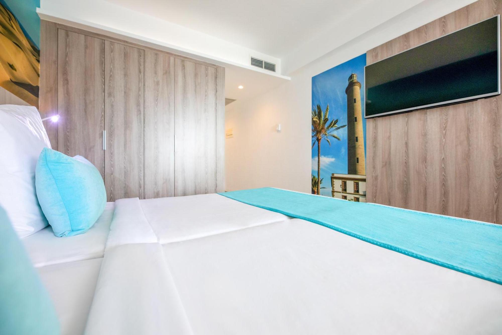 Deluxe Double Room Side Sea View