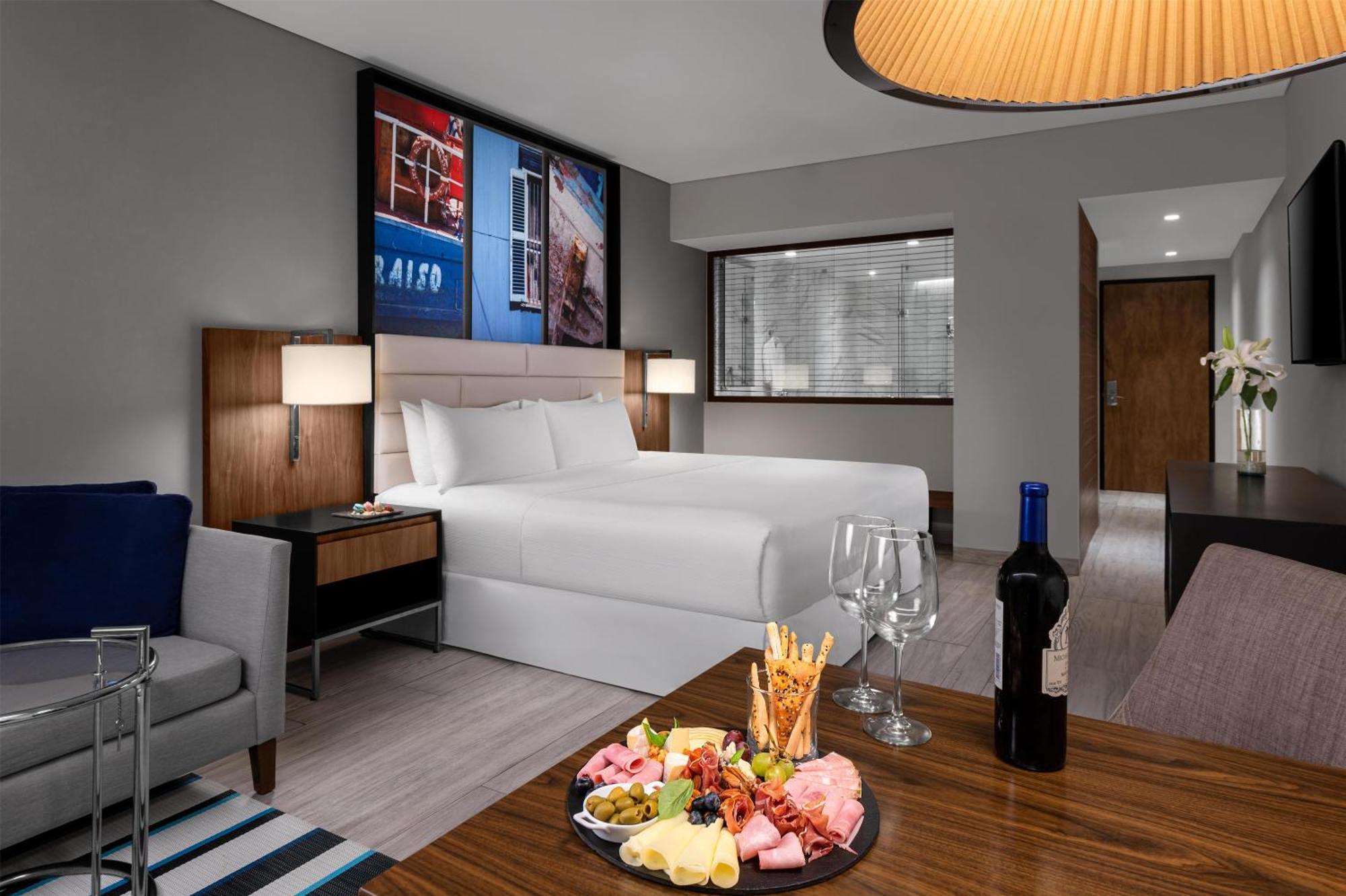 King Room Oceanfront Premier View