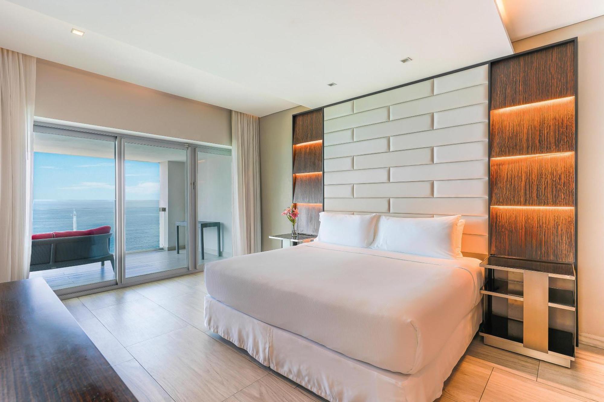 Presidential King Suite