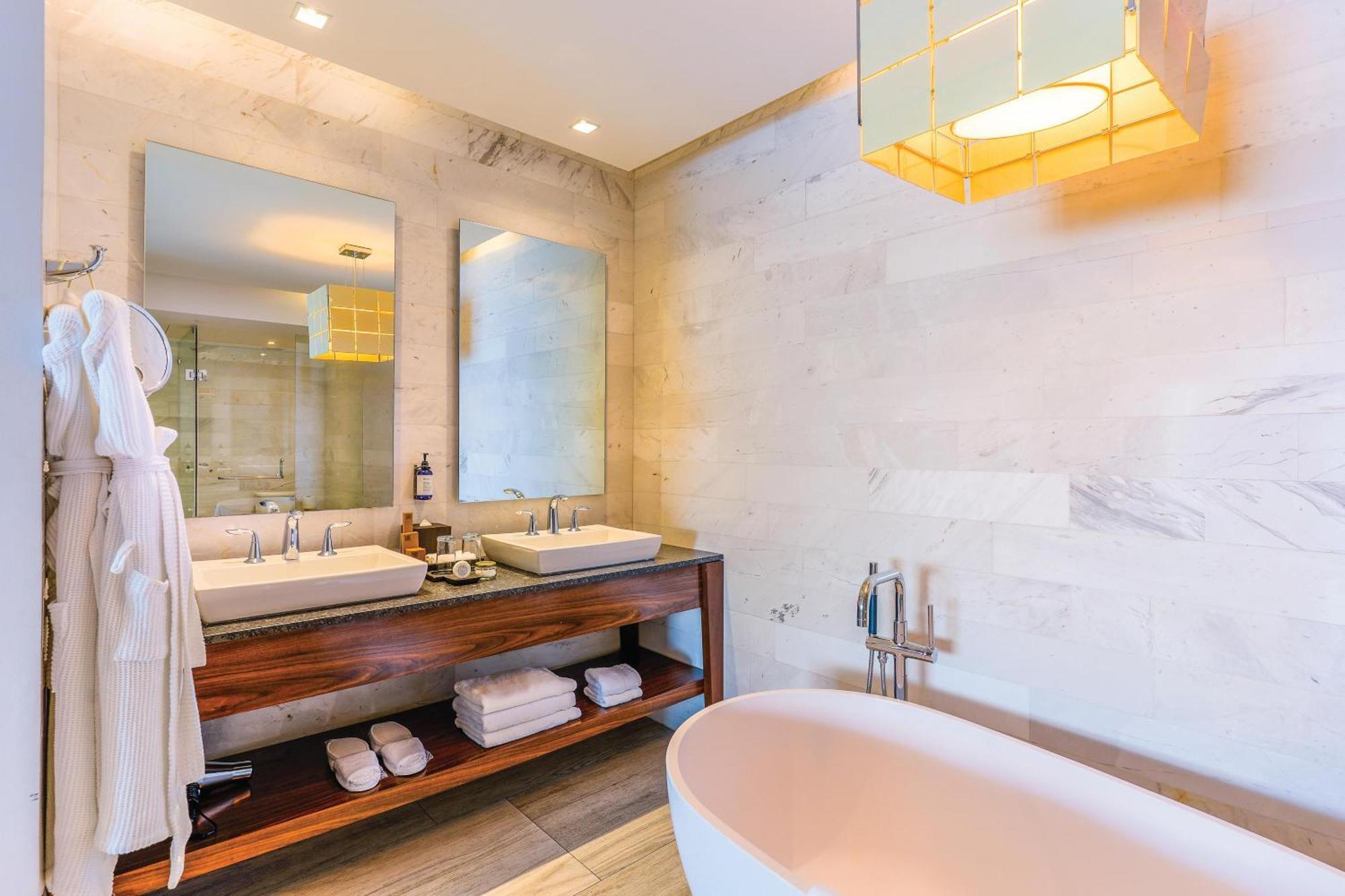 Presidential King Suite