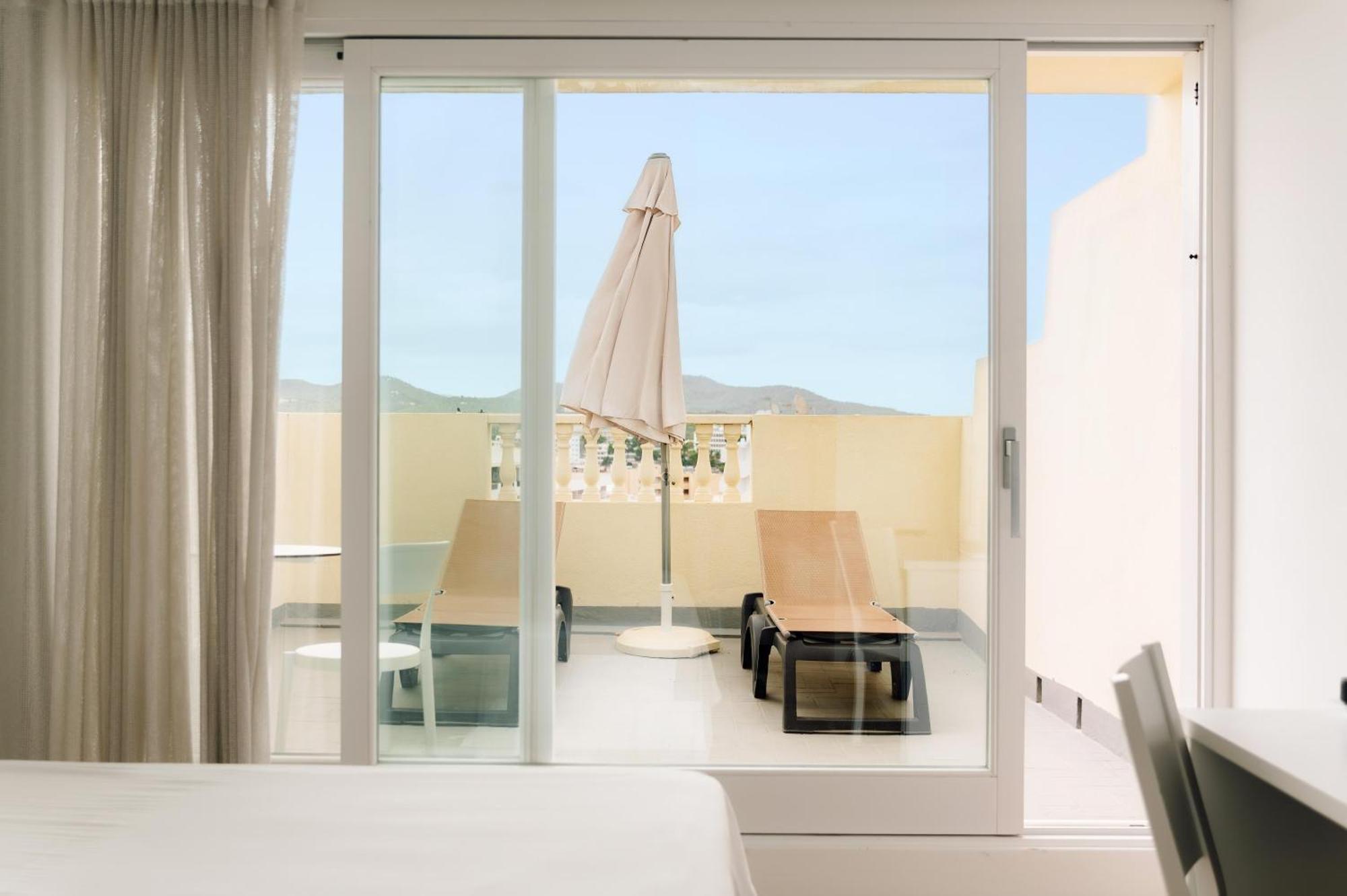 Double Room Terrace