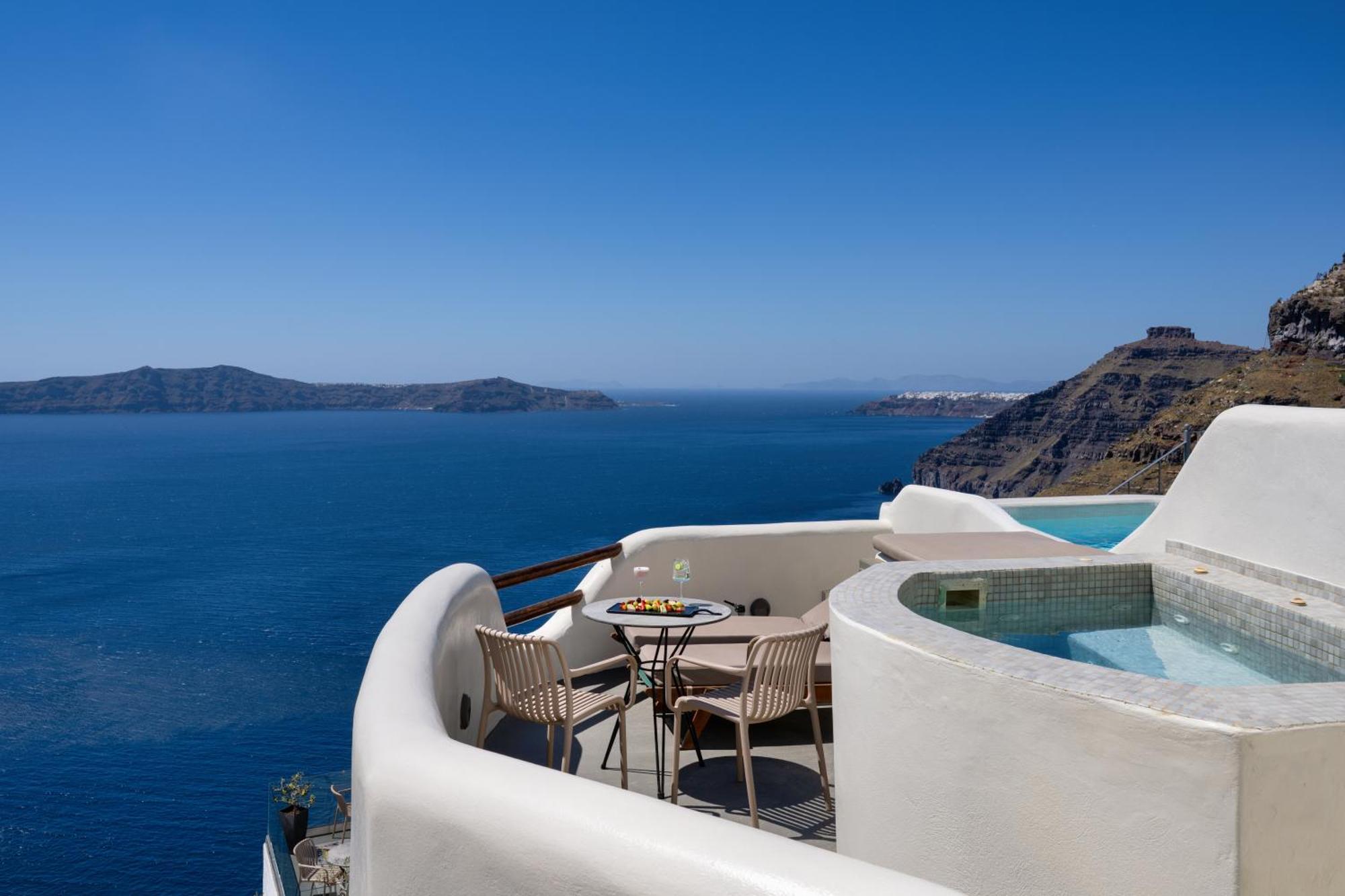 Cozy Suite Outdoor Jacuzzi