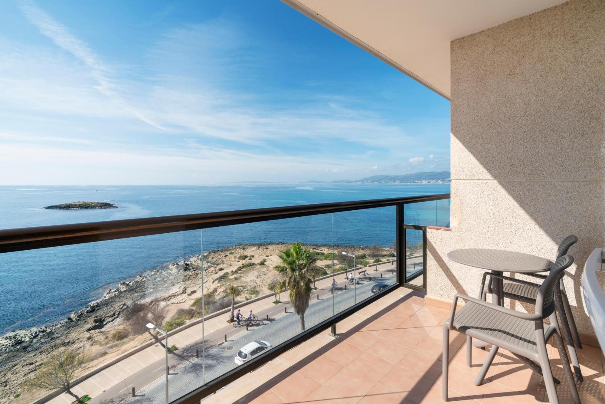 Double Room Frontal Sea View