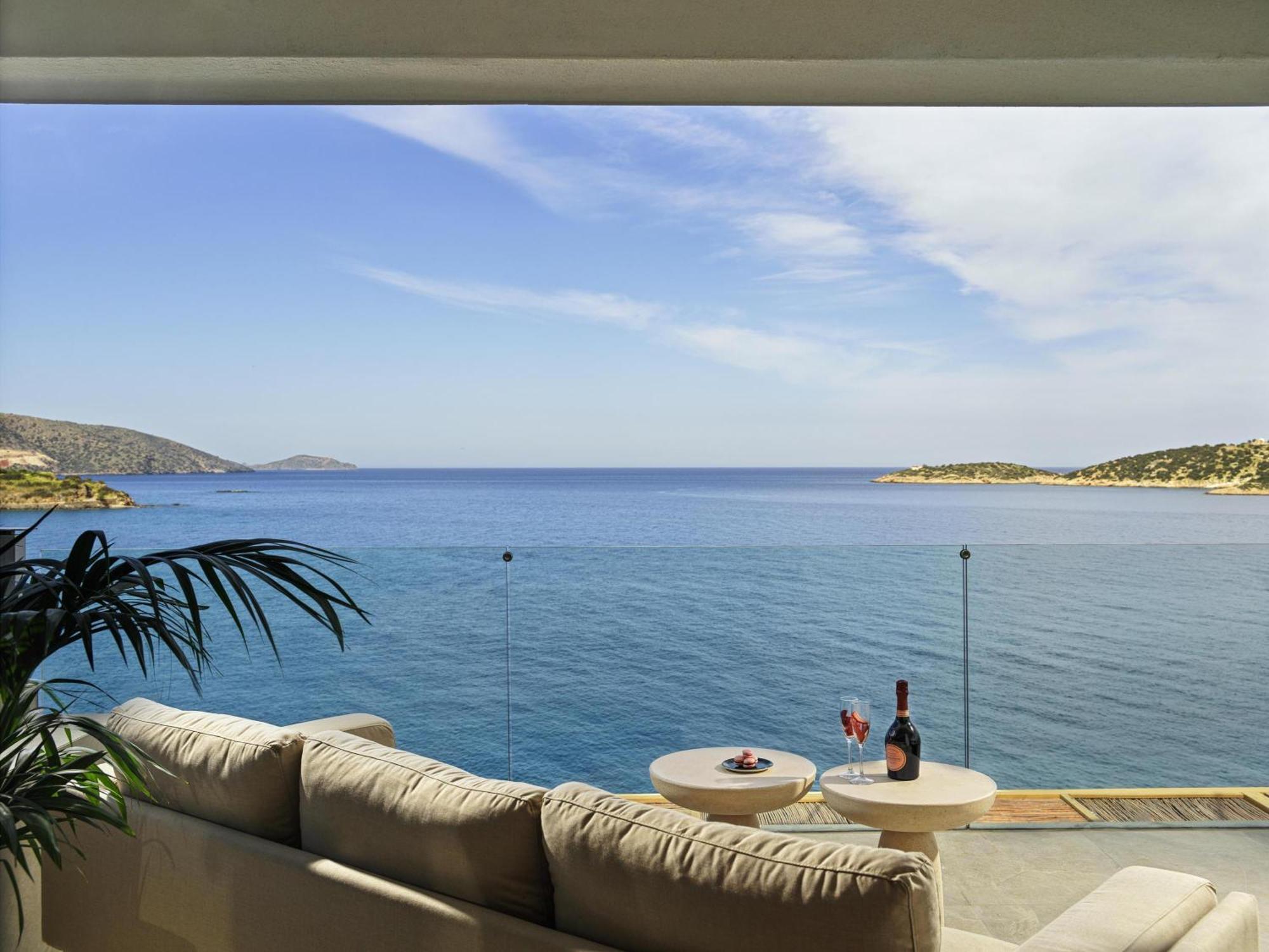 Premier Sea View Suite Private Pool