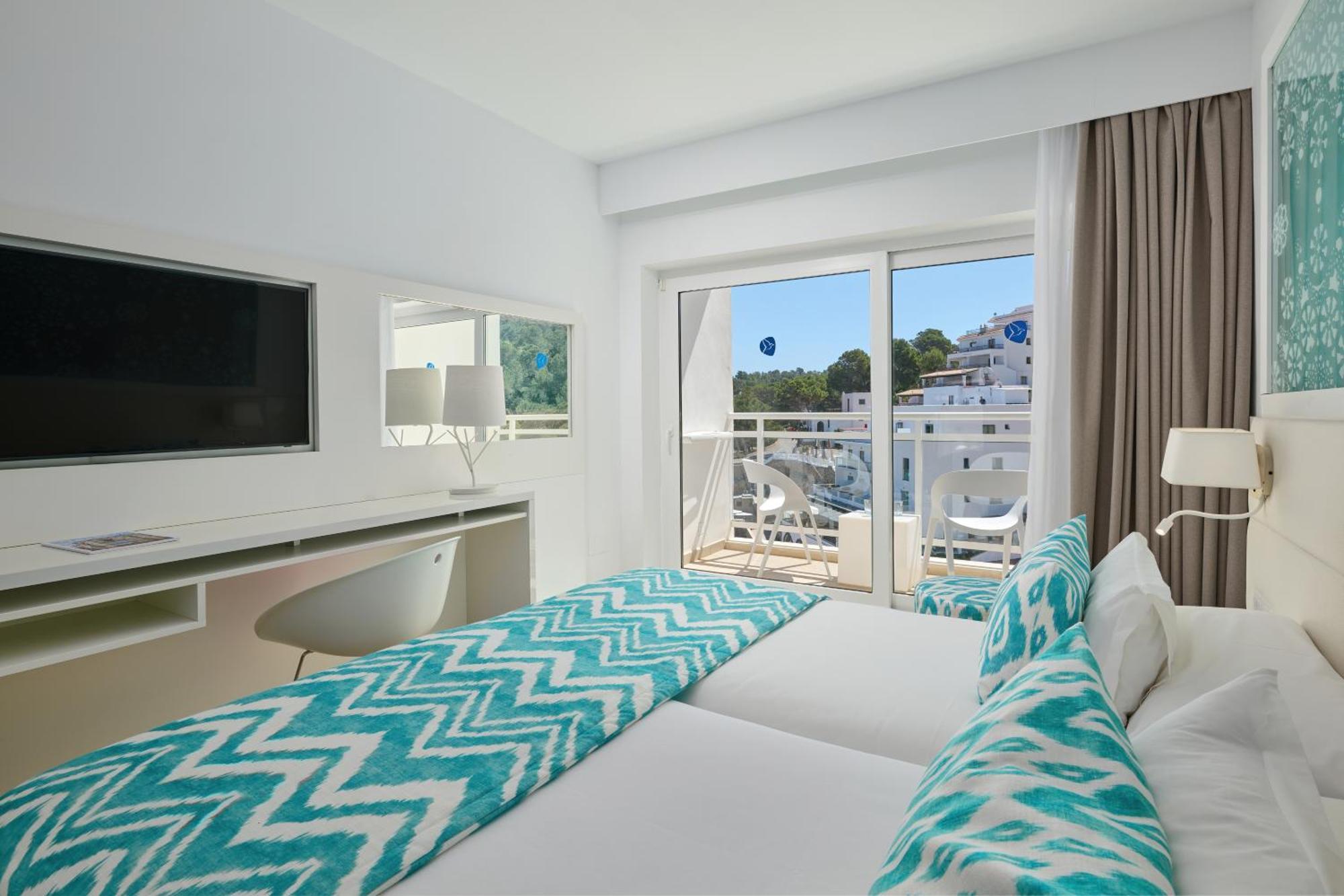 Double Room Side Sea View