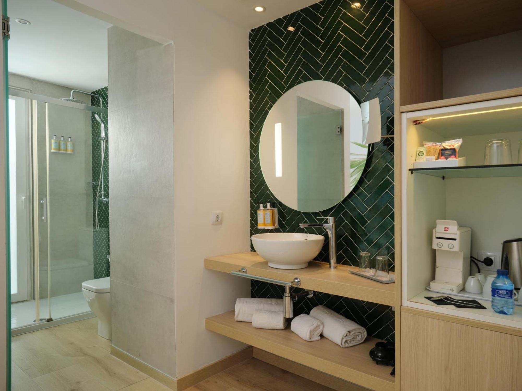 Superior Double or Twin Room Pool View