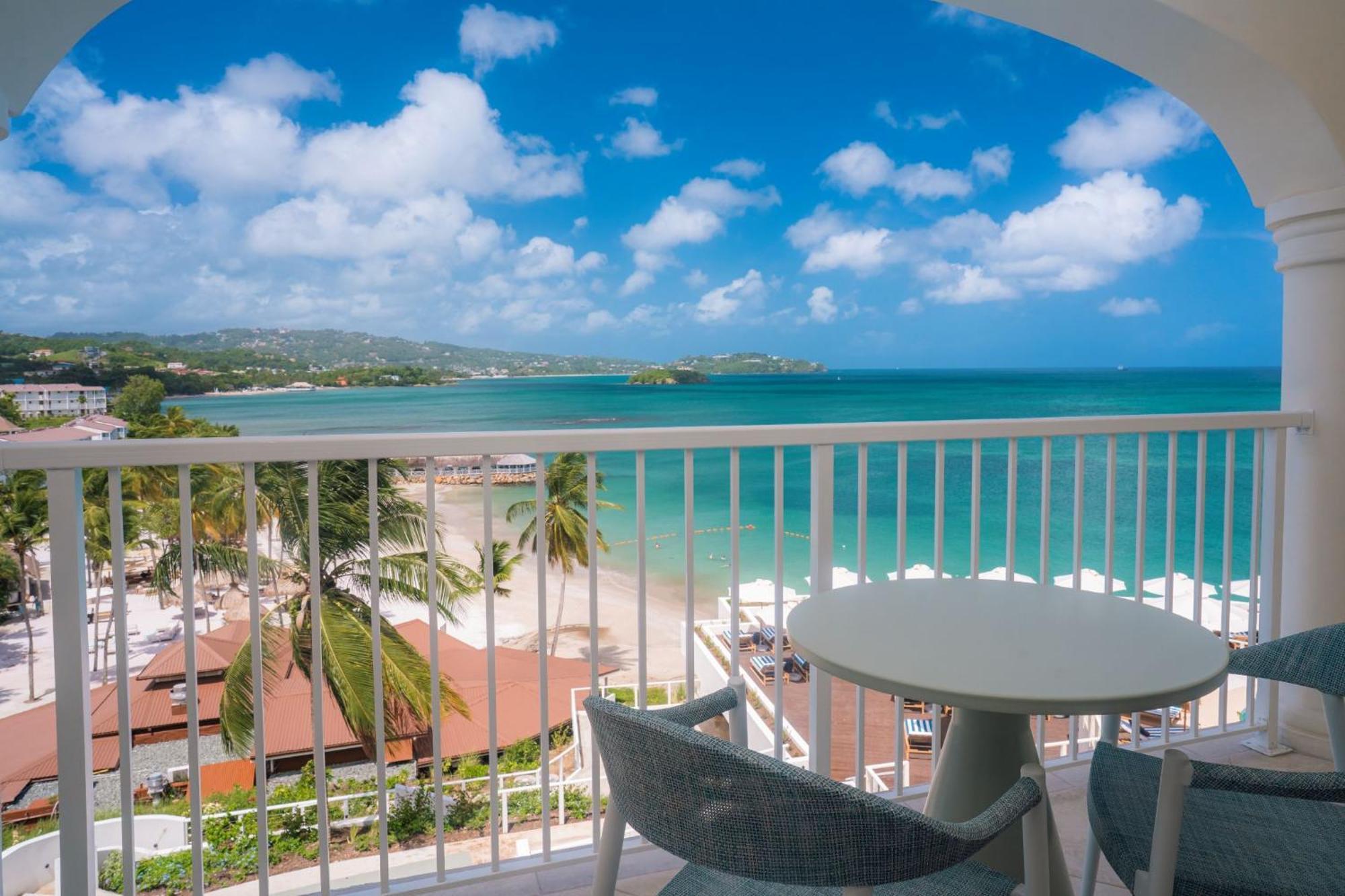 Preferred Club Master Suite Ocean View King