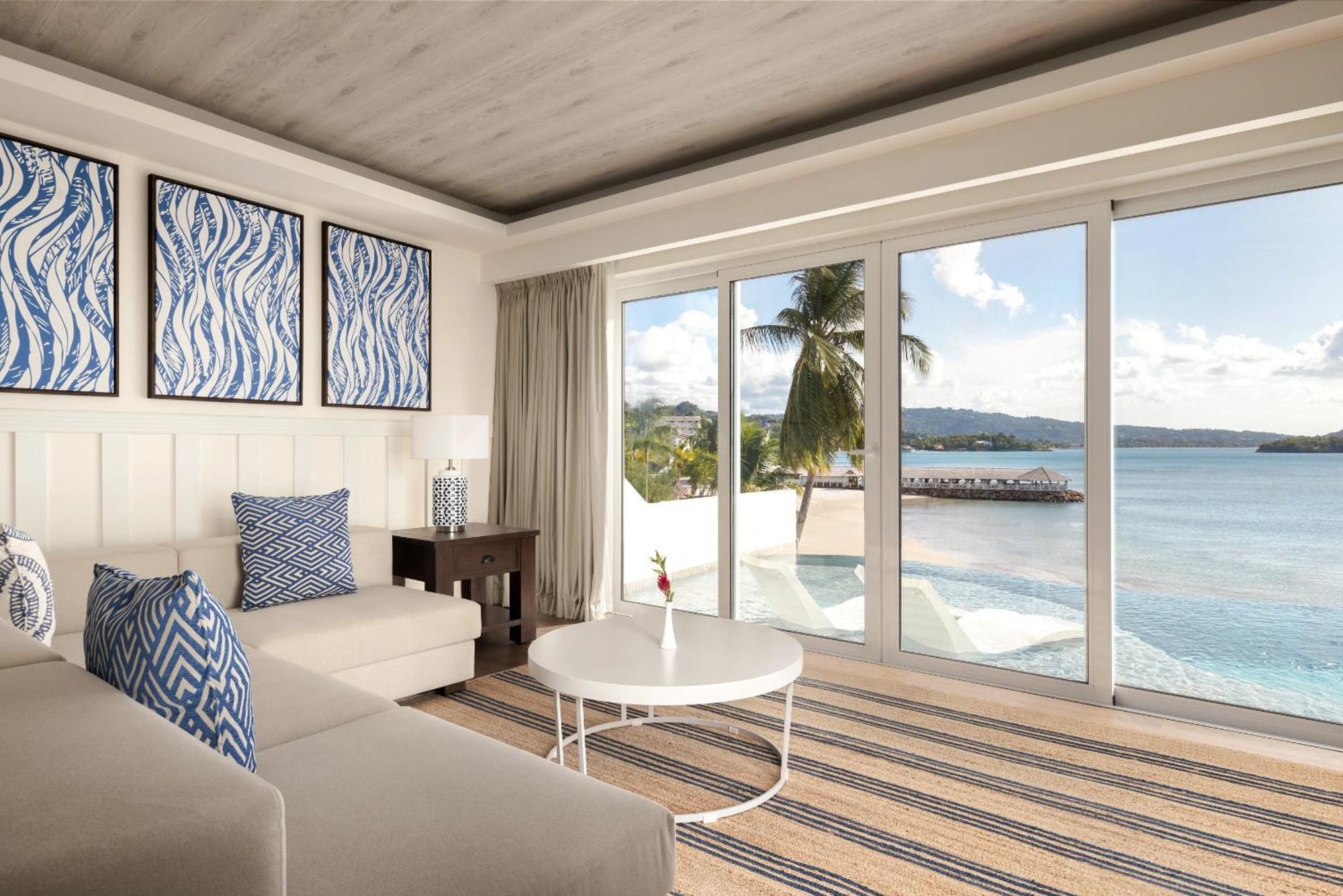Preferred Club Bungalow Suite Ocean Front Swim Out King