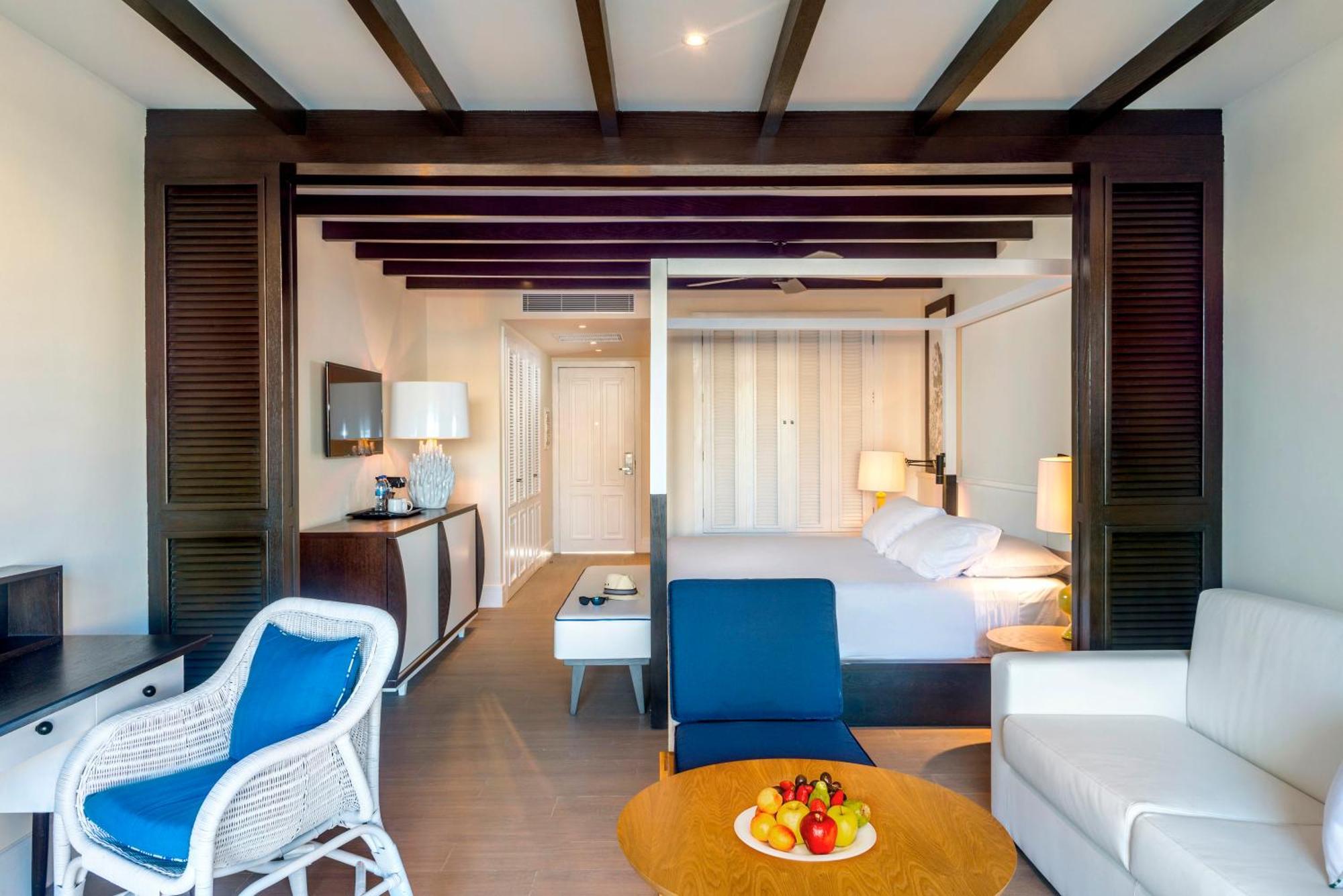 Junior Suite El Beso Swim Up