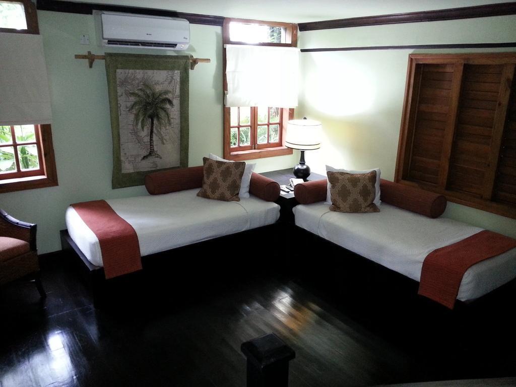 Treetop One Bedroom Suite