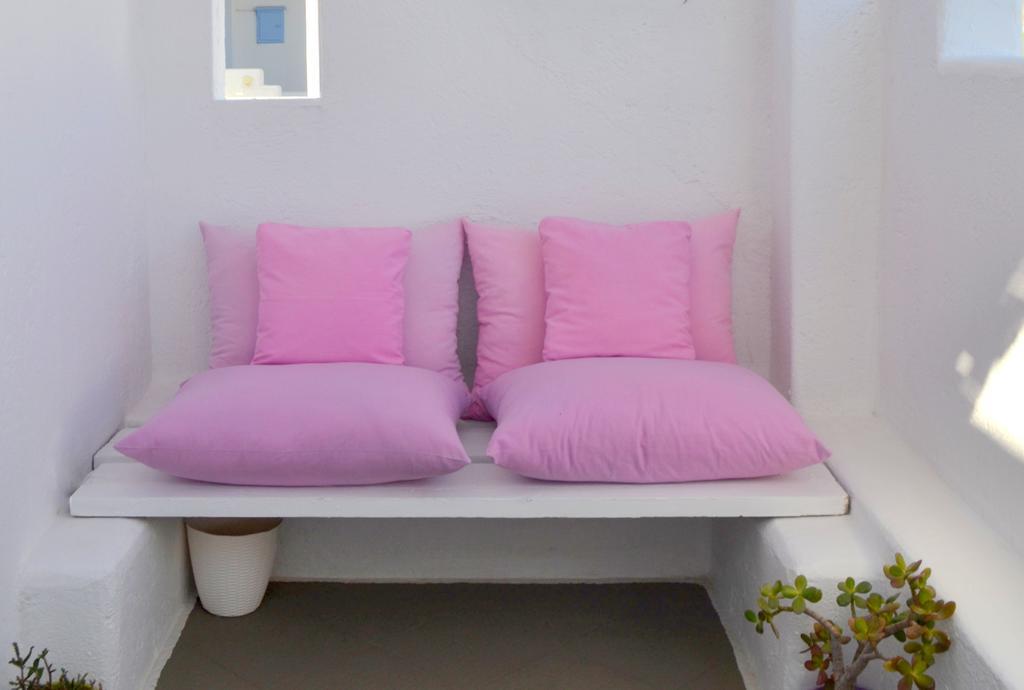 Love Nest Queen size bed partial Sea View