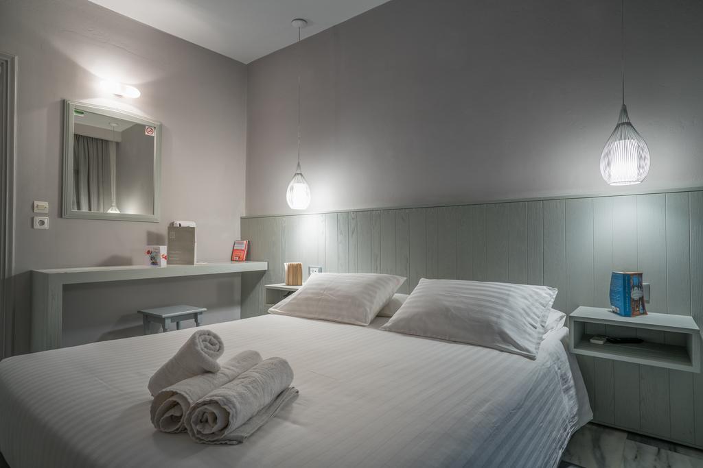 Double  Room