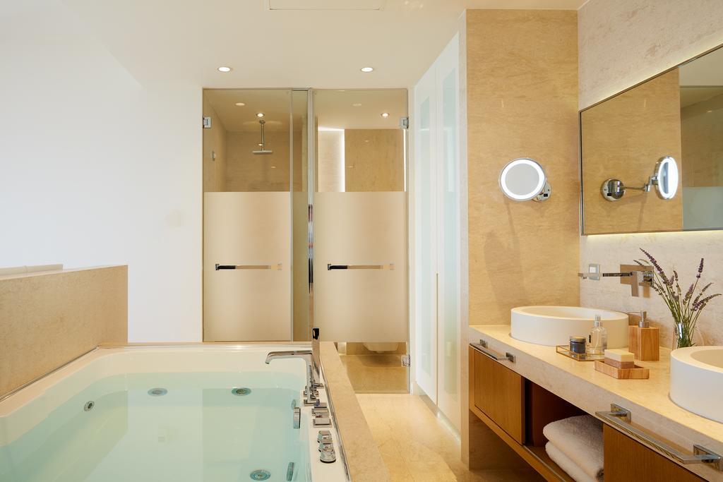 Deluxe Suite met Uitzicht op Zee