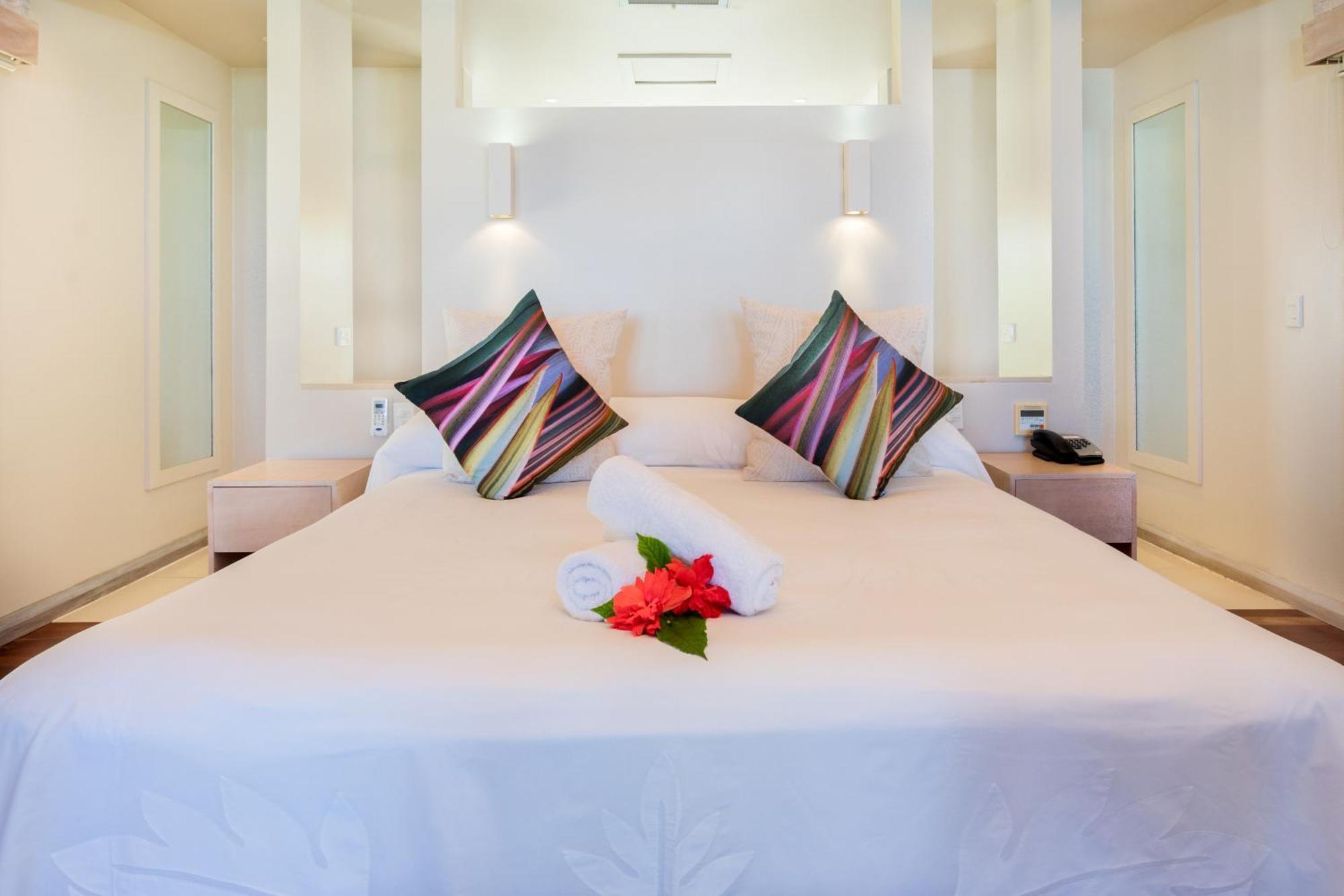 Beachfront Bungalow,509389551:JPEG