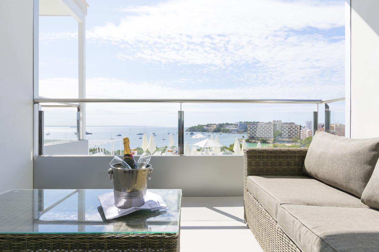 Presidential Suite with Sea View and Executive Lounge Access