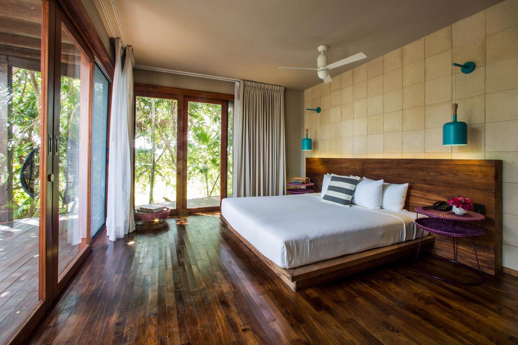Jungle View with Refreshing Jet Tub,1413126503:JPEG