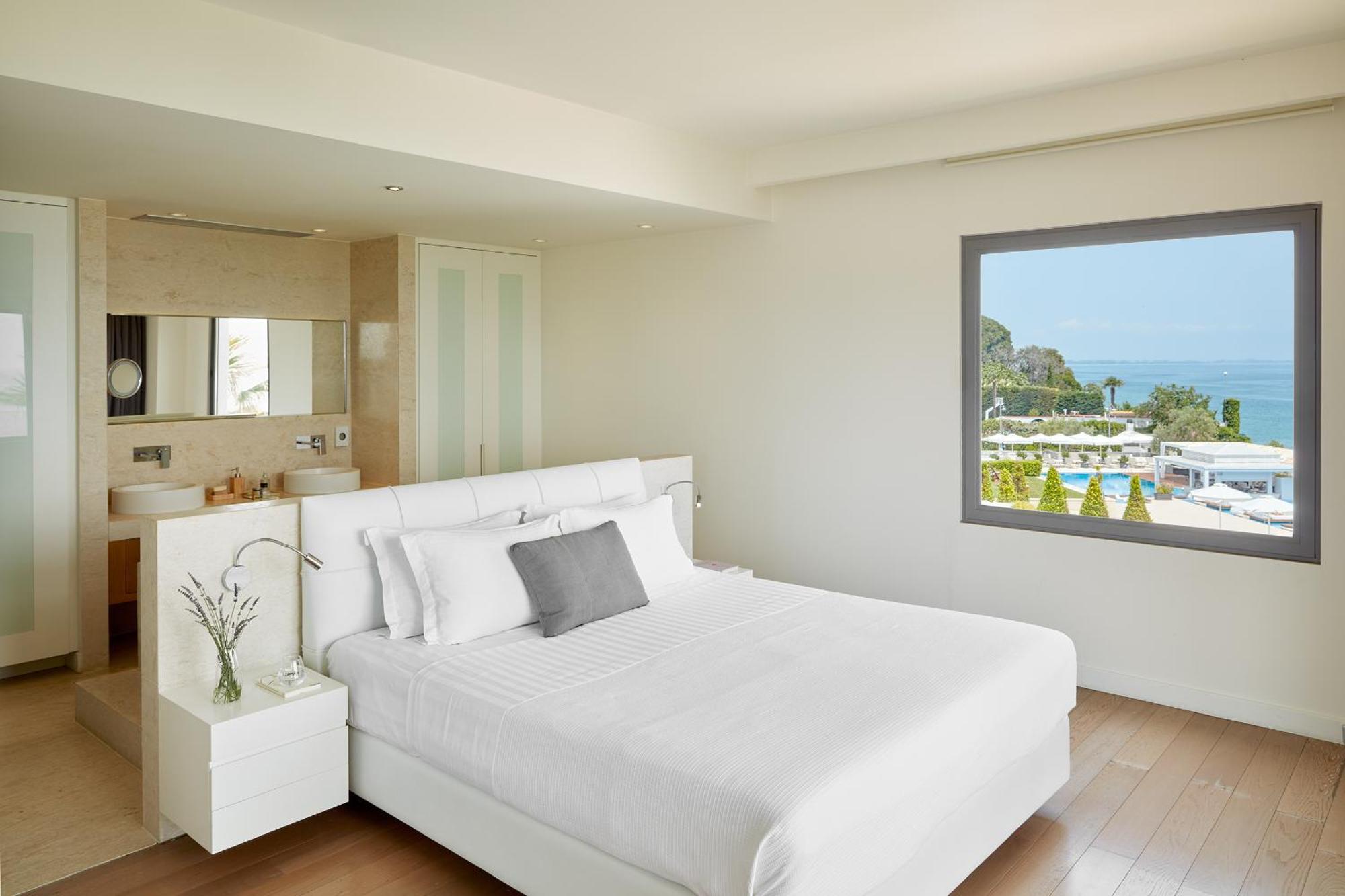 Deluxe Suite met Uitzicht op Zee en Privézwembad