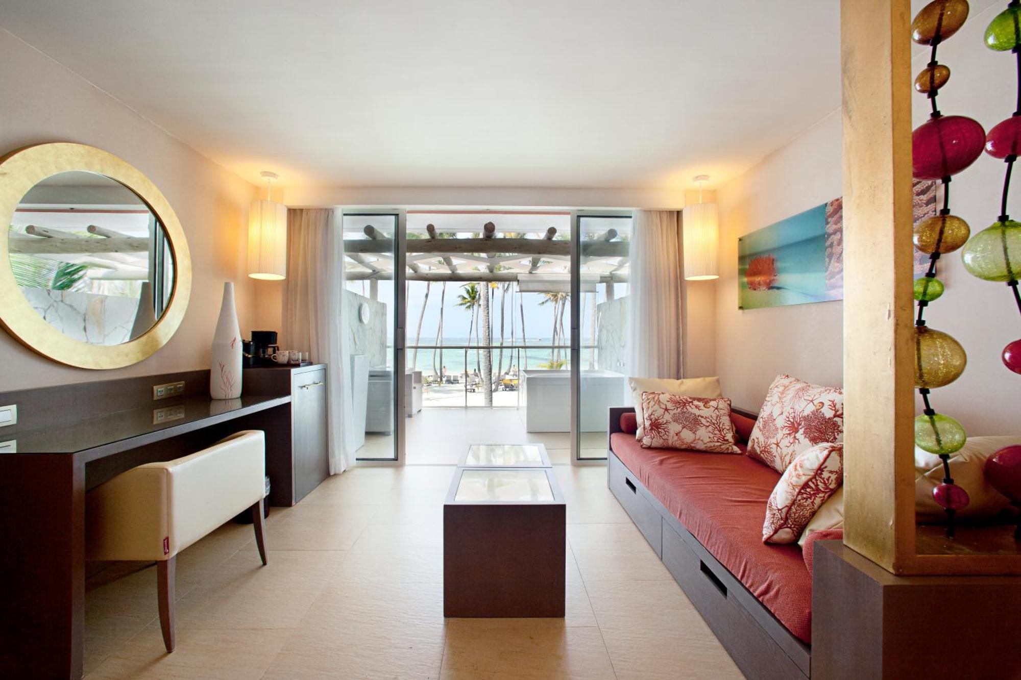 Junior Suite Oceanfront Premium Level