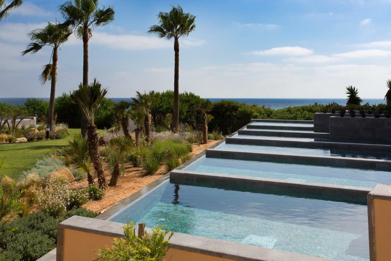 Deluxe Double or Twin Room Private Pool,789337521:JPEG