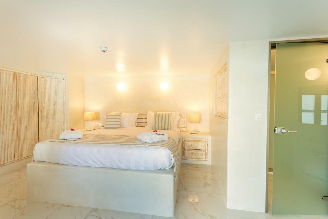 Suite with Balcony