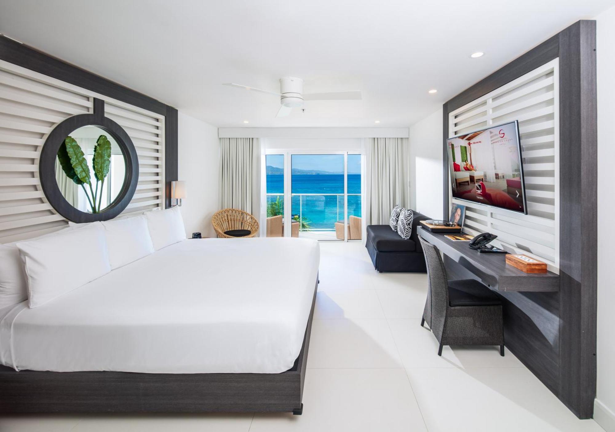 Junior Suite King Ocean View