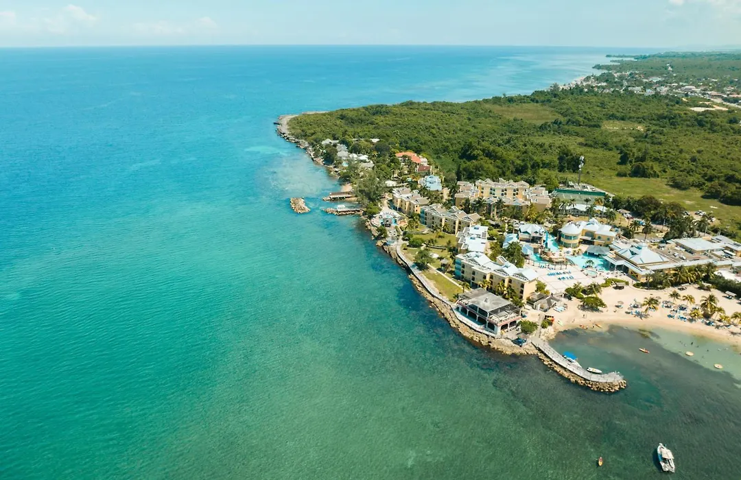 Jewel Paradise Cove Adult Beach Resort & Spa-1