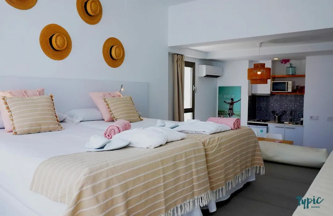 Marina Playa Hotel Apartments By Typic Hotels - Adults Only-1