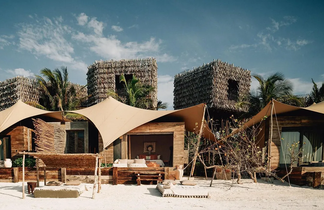 Nomade Temple Holbox-1