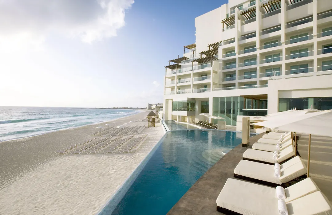 Sun Palace (Adults Only)-1