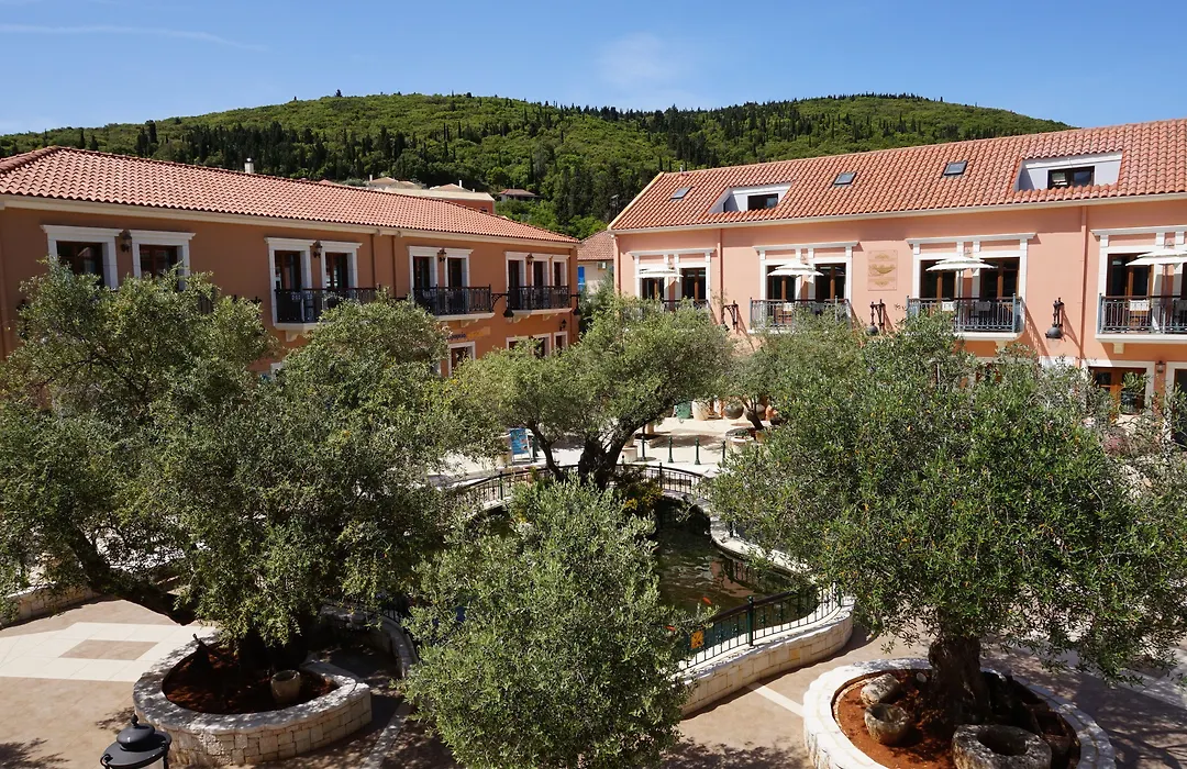 Balhambra Suites - Adults Only-1