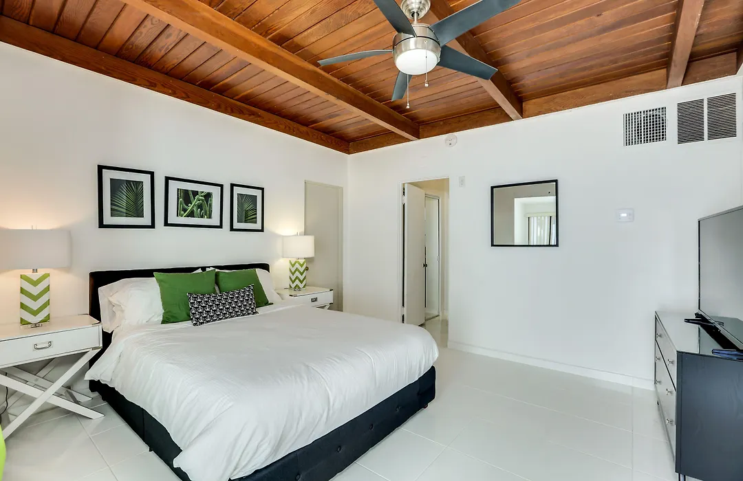 The Three Fifty Hotel (Adults Only)-1