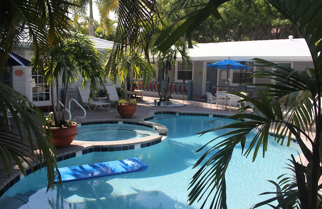 Coral Reef Guesthouse-1