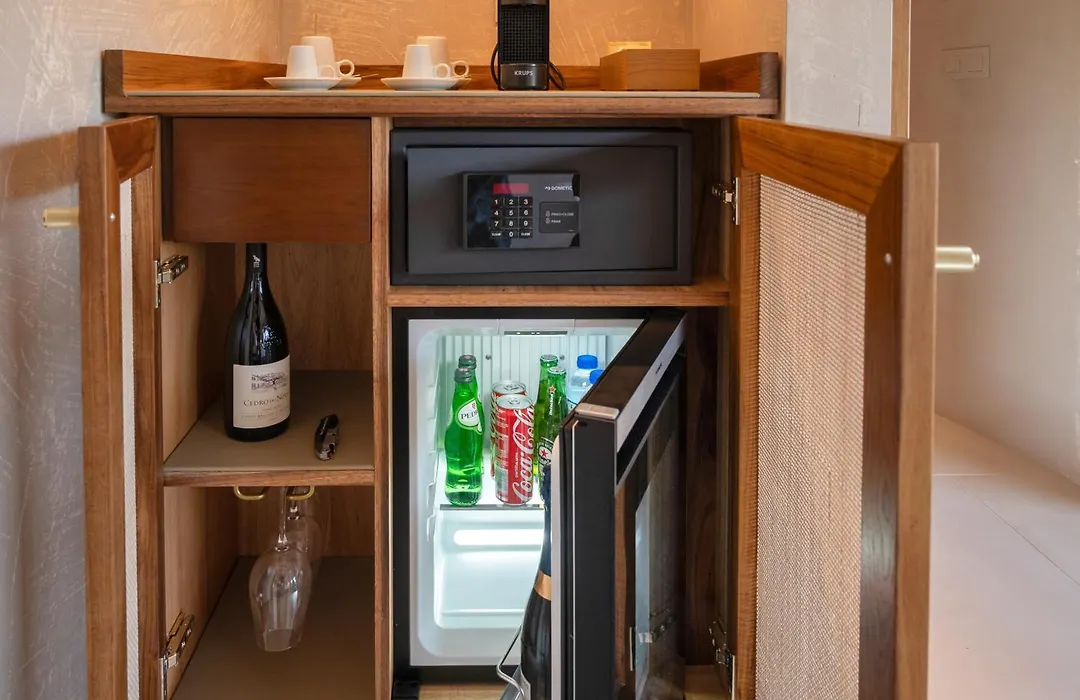 Dourwin Exclusive Suites & Restaurant - Adults Only-1