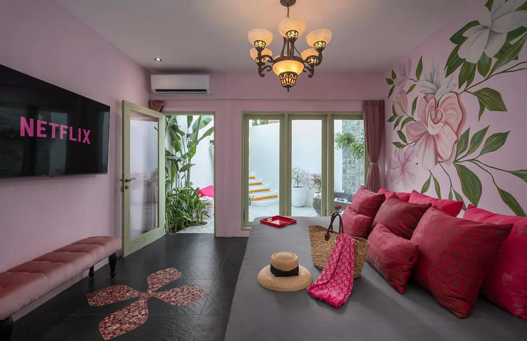Pinkcoco Uluwatu - Constant Surprises & For Cool Adults Only-1