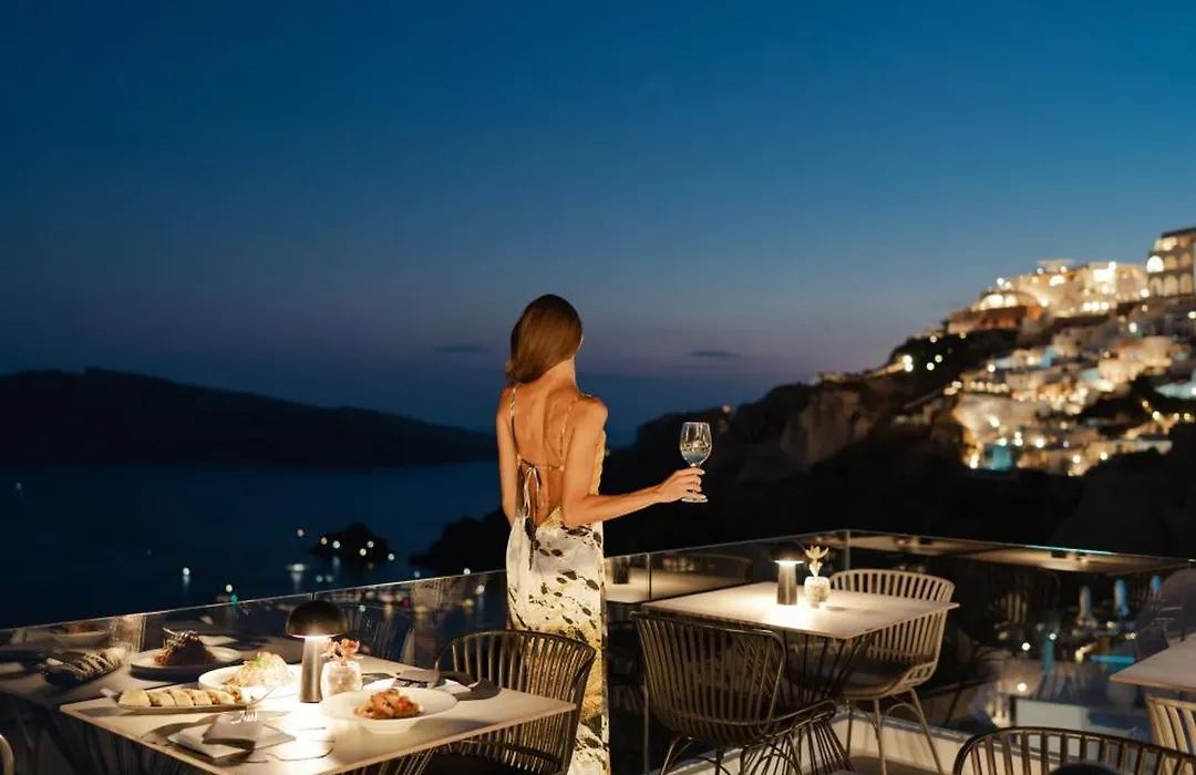 La Perla Villas And Suites (Adults Only)-1
