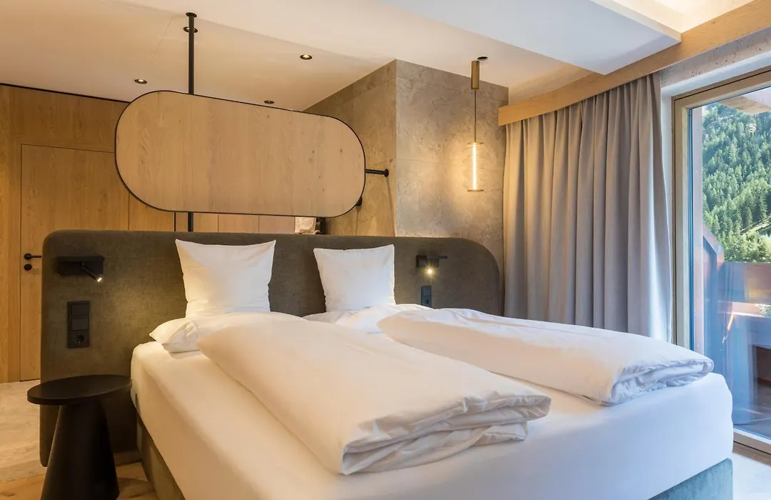 Hotel Alpina Soelden - Adults Only-1