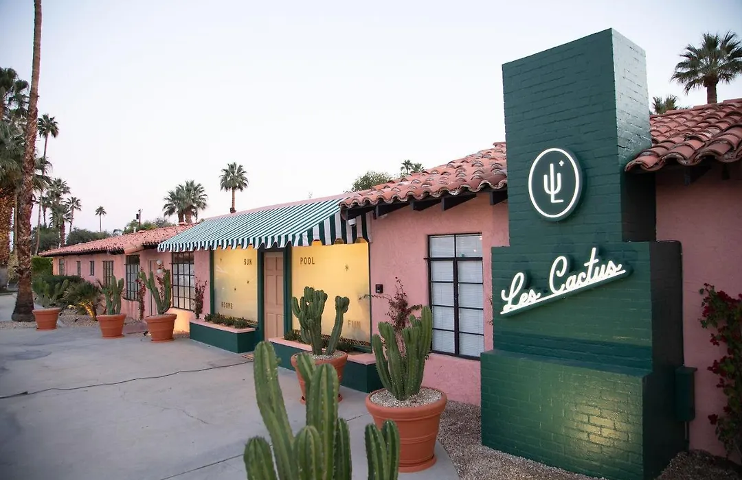 Les Cactus-1