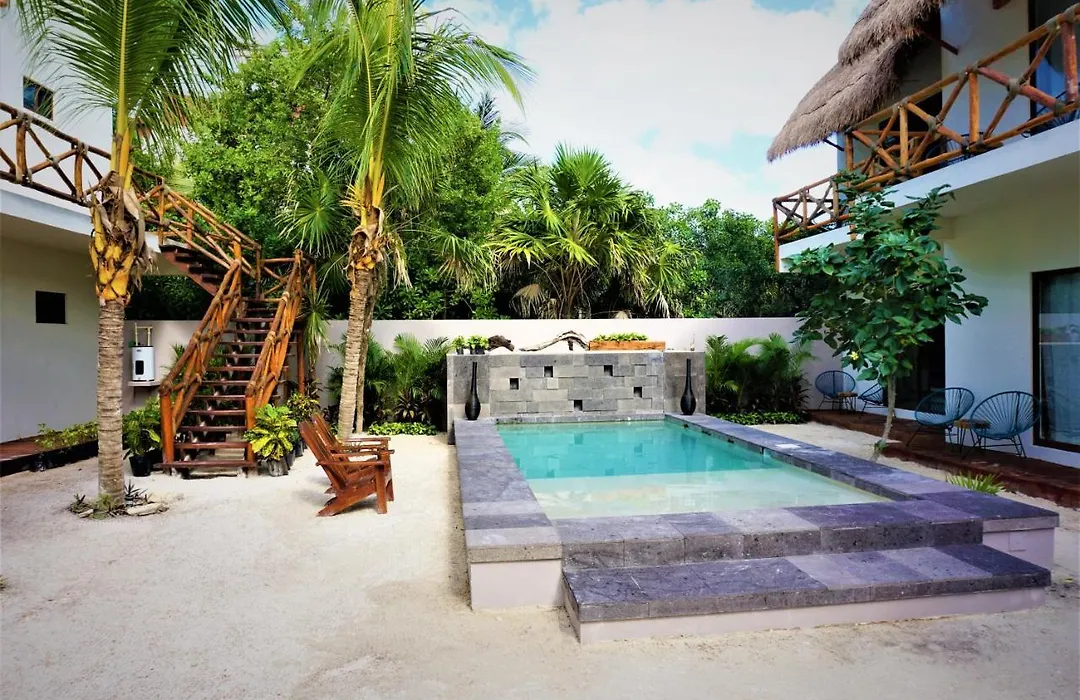 Hotel Boutique La Puerta Azul Beachfront - Adults Only-1