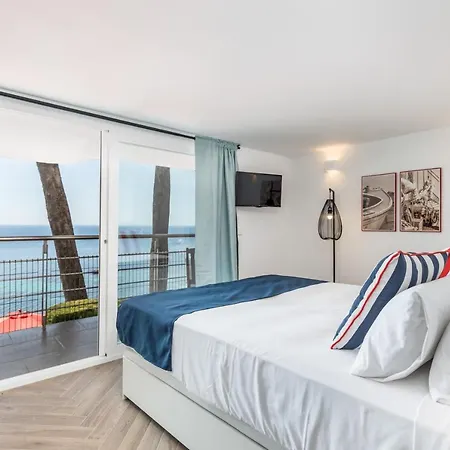 Maison Condesa Adults Only-3