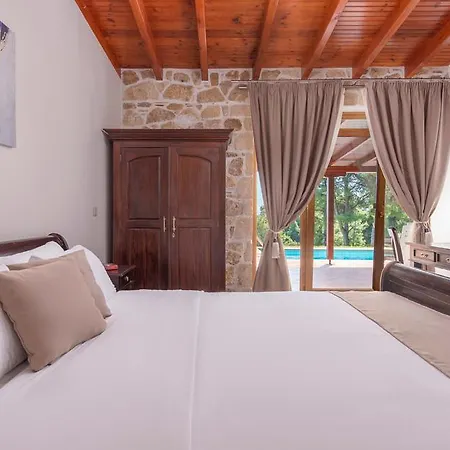 Alia Palace Hotel & Villas-2