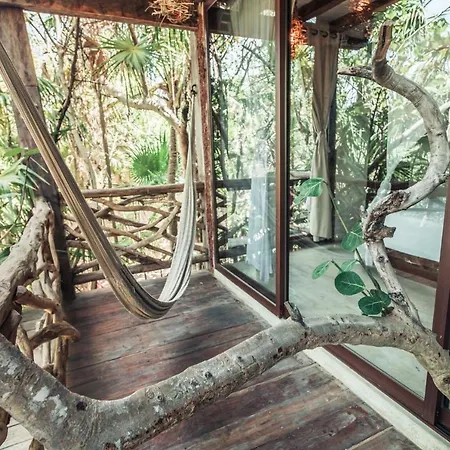 Hidden Treehouse Tulum Eco-Hotel-3