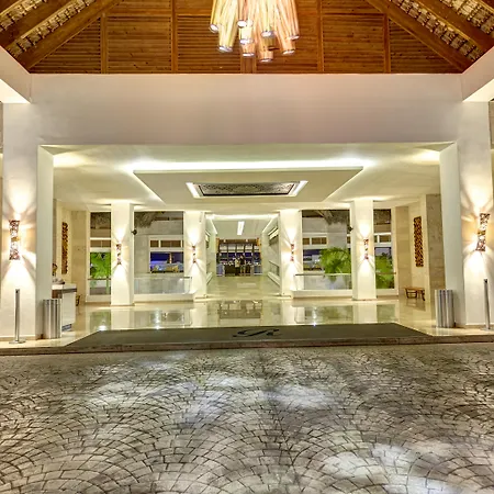 Royalton Punta Cana, An Autograph Collection All-Inclusive Resort & Casino-2