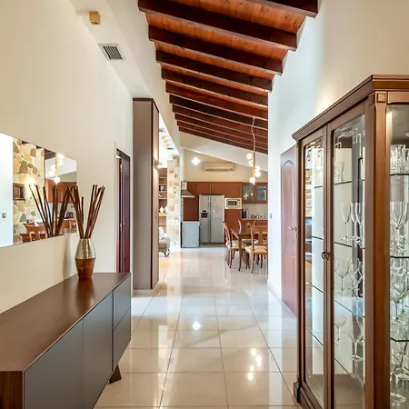 Airis Boutique Hotel & Suites - For Adults Only-3