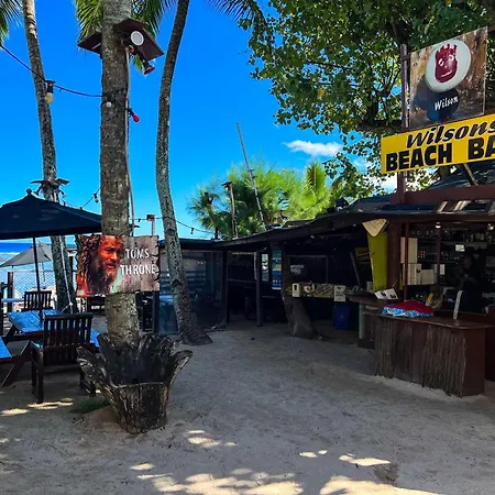 Castaway Resort-2