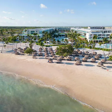 Serenade Punta Cana Beach & Spa Resort-3