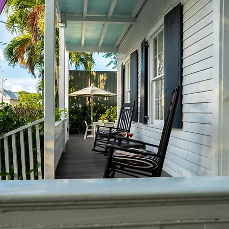 Alexander'S Guesthouse-Adult Exclusive, Lgbtq Friendly-3