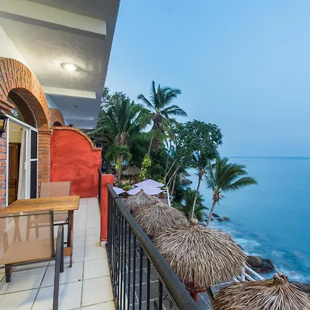 Traditional Sierra Leon Oceanfront Rooms - Adults Only-2