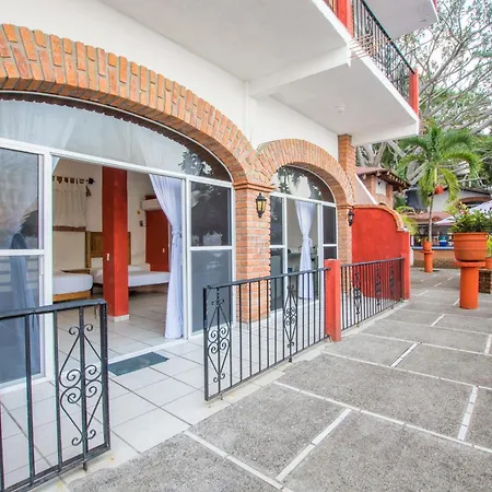 Traditional Sierra Leon Oceanfront Rooms - Adults Only-3